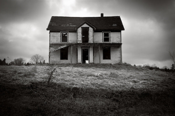 4 signs your home might be haunted