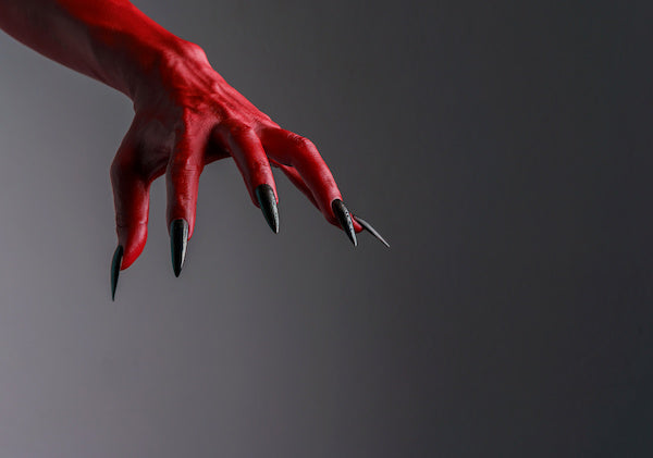 Red Hand Claws 3 minimalistic horror collectibles to get your claws on – Nightmare Toys
