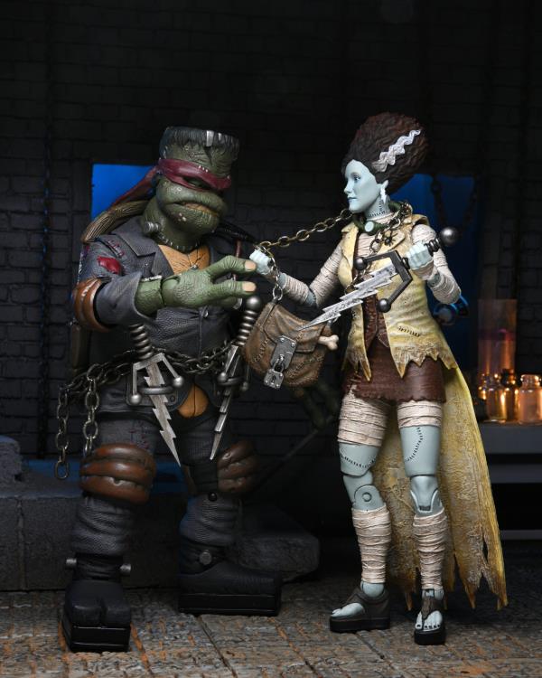 tmnt x monsters Universal Monsters x Teenage Mutant Ninja Turtles Ultimate April O'Neil as The Bride of Frankenstein Action Figure