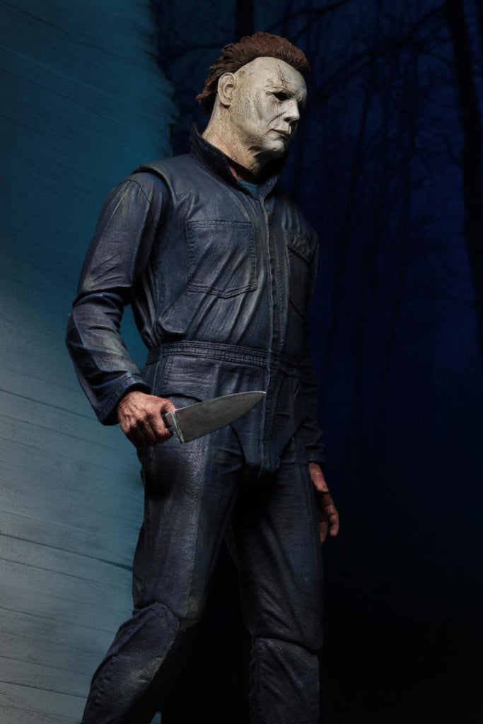 Halloween (2018) – 7″ Scale Action Figure – Ultimate Michael Myers side view